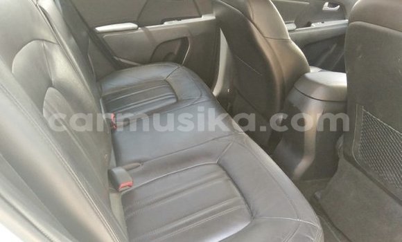 Acheter Occasion Voiture Kia Sportage Gris à Beitbridge, Matabeleland South Acheter Occasion Voiture Kia Sportage Gris à Beitbridge, Matabeleland South