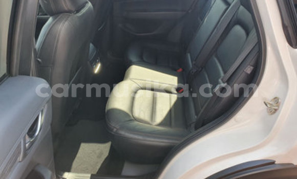 Acheter Occasion Voiture Mazda CX-5 Blanc à Beitbridge, Matabeleland South Acheter Occasion Voiture Mazda CX-5 Blanc à Beitbridge, Matabeleland South