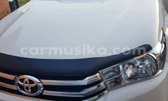 Acheter Occasion Voiture Toyota Hilux Blanc à Beitbridge, Matabeleland South Acheter Occasion Voiture Toyota Hilux Blanc à Beitbridge, Matabeleland South