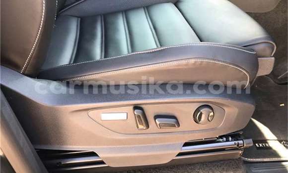 Nunua Ilio tumika Volkswagen Amarok Fedha Gari ndani ya Beitbridge nchini Matabeleland Kusini Nunua Ilio tumika Volkswagen Amarok Fedha Gari ndani ya Beitbridge nchini Matabeleland Kusini