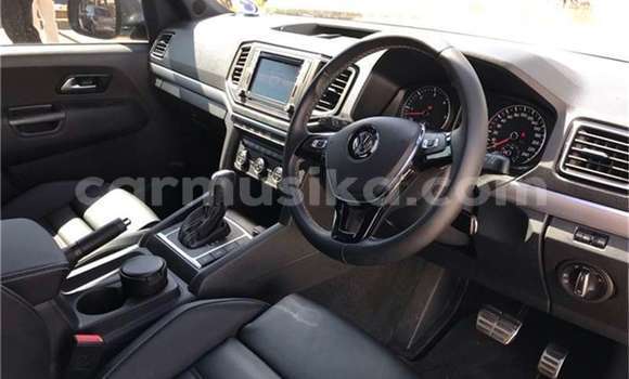 Nunua Ilio tumika Volkswagen Amarok Fedha Gari ndani ya Beitbridge nchini Matabeleland Kusini Nunua Ilio tumika Volkswagen Amarok Fedha Gari ndani ya Beitbridge nchini Matabeleland Kusini