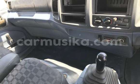 Buy Used Hino 300 Series White Truck in Beitbridge in Matabeleland South Buy Used Hino 300 Series White Truck in Beitbridge in Matabeleland South