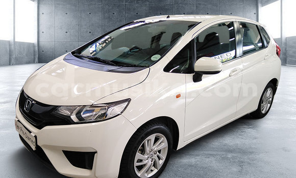 Acheter Occasion Voiture Honda Jazz Blanc à Beitbridge, Matabeleland South Acheter Occasion Voiture Honda Jazz Blanc à Beitbridge, Matabeleland South