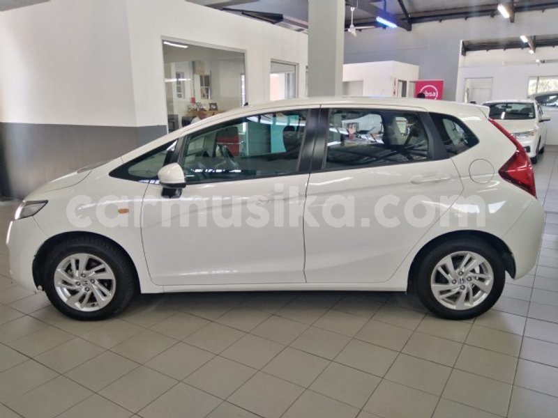 Big with watermark honda jazz matabeleland south beitbridge 8022