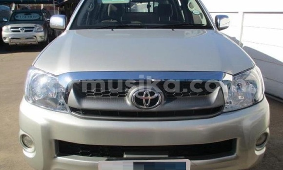 Acheter Occasion Voiture Toyota Hilux Gris à Beitbridge, Matabeleland South Acheter Occasion Voiture Toyota Hilux Gris à Beitbridge, Matabeleland South