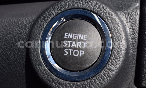 Tenga Tsaru Toyota Hilux Beige Mota in Beitbridge in Matabeleland South Tenga Tsaru Toyota Hilux Beige Mota in Beitbridge in Matabeleland South