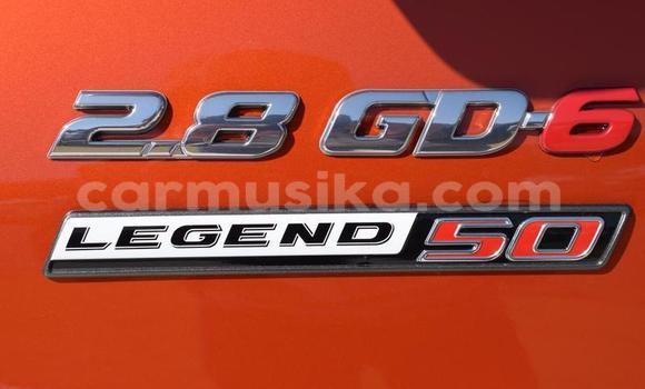 Tenga Tsaru Toyota Hilux Beige Mota in Beitbridge in Matabeleland South Tenga Tsaru Toyota Hilux Beige Mota in Beitbridge in Matabeleland South