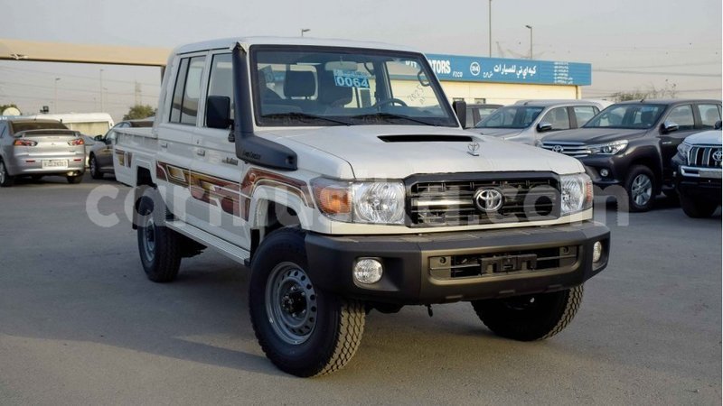 Big with watermark toyota land cruiser harare import dubai 8039