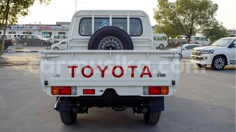 Big with watermark toyota land cruiser harare import dubai 8039