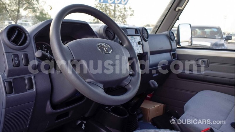 Big with watermark toyota land cruiser harare import dubai 8039