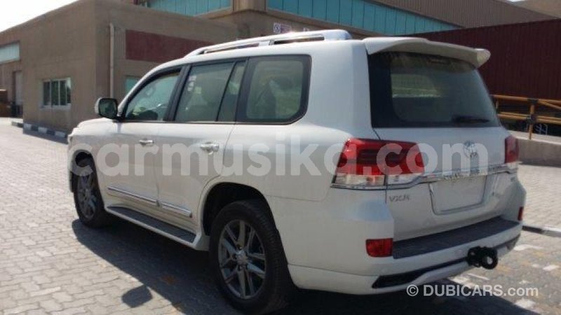 Big with watermark toyota land cruiser harare import dubai 8040