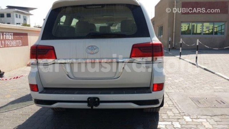 Big with watermark toyota land cruiser harare import dubai 8040