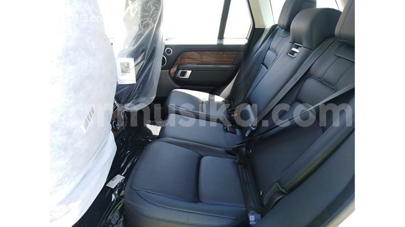 Big with watermark land rover range rover harare import dubai 8041