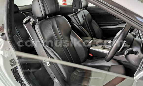 Acheter Occasion Voiture BMW 600 Blanc à Beitbridge, Matabeleland South Acheter Occasion Voiture BMW 600 Blanc à Beitbridge, Matabeleland South