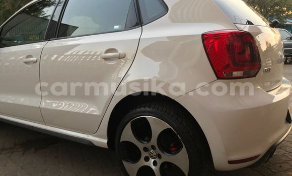 Acheter Occasion Voiture Volkswagen Polo GTI Blanc à Beitbridge, Matabeleland South Acheter Occasion Voiture Volkswagen Polo GTI Blanc à Beitbridge, Matabeleland South