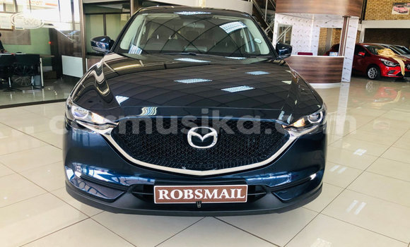 Nunua Ilio tumika Mazda CX-5 Bluu Gari ndani ya Beitbridge nchini Matabeleland Kusini Nunua Ilio tumika Mazda CX-5 Bluu Gari ndani ya Beitbridge nchini Matabeleland Kusini