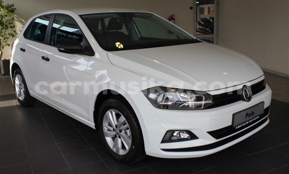 Buy Used Volkswagen Polo White Car in Beitbridge in Matabeleland South Buy Used Volkswagen Polo White Car in Beitbridge in Matabeleland South