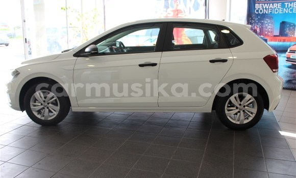 Buy Used Volkswagen Polo White Car in Beitbridge in Matabeleland South Buy Used Volkswagen Polo White Car in Beitbridge in Matabeleland South