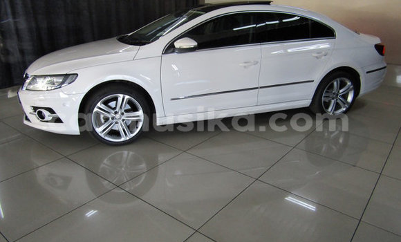 Nunua Ilio tumika Volkswagen Jetta Nyeupe Gari ndani ya Beitbridge nchini Matabeleland Kusini Nunua Ilio tumika Volkswagen Jetta Nyeupe Gari ndani ya Beitbridge nchini Matabeleland Kusini