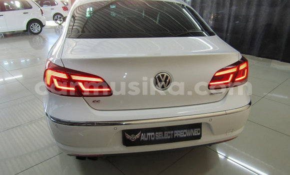 Nunua Ilio tumika Volkswagen Jetta Nyeupe Gari ndani ya Beitbridge nchini Matabeleland Kusini Nunua Ilio tumika Volkswagen Jetta Nyeupe Gari ndani ya Beitbridge nchini Matabeleland Kusini