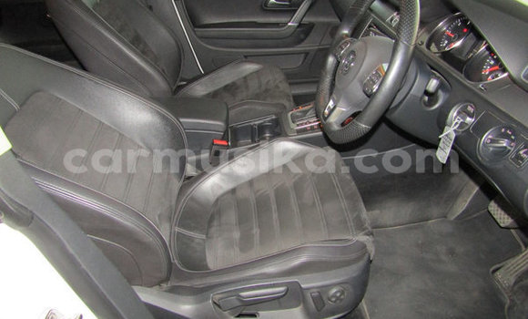 Nunua Ilio tumika Volkswagen Jetta Nyeupe Gari ndani ya Beitbridge nchini Matabeleland Kusini Nunua Ilio tumika Volkswagen Jetta Nyeupe Gari ndani ya Beitbridge nchini Matabeleland Kusini