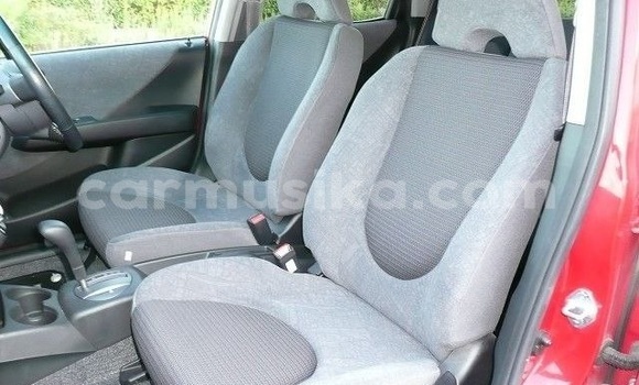 Acheter Occasion Voiture Honda Fit Rouge à Beitbridge, Matabeleland South Acheter Occasion Voiture Honda Fit Rouge à Beitbridge, Matabeleland South