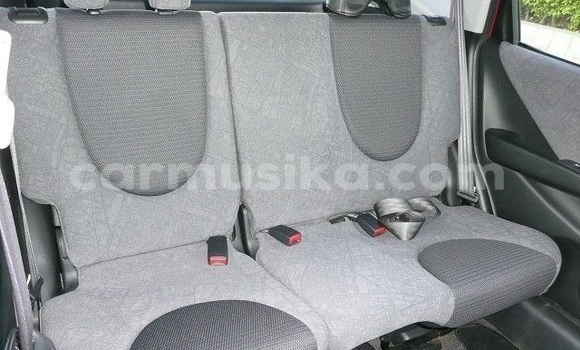 Acheter Occasion Voiture Honda Fit Rouge à Beitbridge, Matabeleland South Acheter Occasion Voiture Honda Fit Rouge à Beitbridge, Matabeleland South