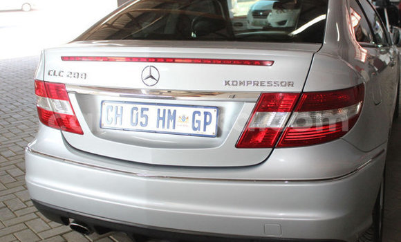Tenga Tsaru Mercedes‒Benz CLK–Class Sirivha Mota in Beitbridge in Matabeleland South Tenga Tsaru Mercedes‒Benz CLK–Class Sirivha Mota in Beitbridge in Matabeleland South