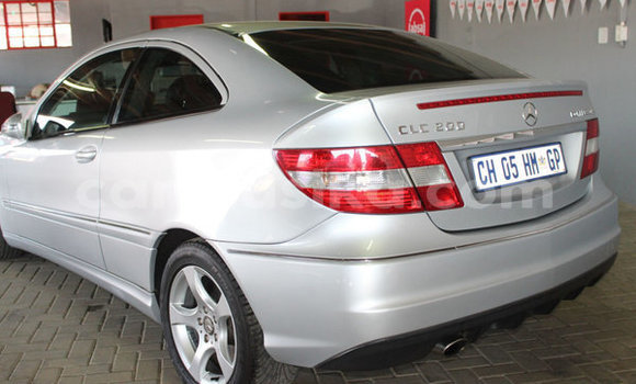 Tenga Tsaru Mercedes‒Benz CLK–Class Sirivha Mota in Beitbridge in Matabeleland South Tenga Tsaru Mercedes‒Benz CLK–Class Sirivha Mota in Beitbridge in Matabeleland South