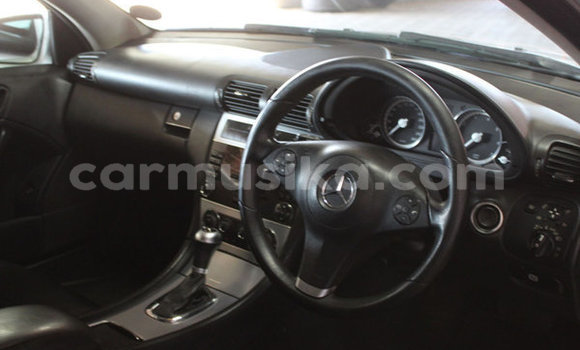 Tenga Tsaru Mercedes‒Benz CLK–Class Sirivha Mota in Beitbridge in Matabeleland South Tenga Tsaru Mercedes‒Benz CLK–Class Sirivha Mota in Beitbridge in Matabeleland South