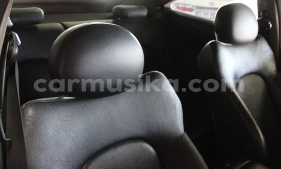 Tenga Tsaru Mercedes‒Benz CLK–Class Sirivha Mota in Beitbridge in Matabeleland South Tenga Tsaru Mercedes‒Benz CLK–Class Sirivha Mota in Beitbridge in Matabeleland South