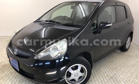Buy Used Honda Fit Black Car in Beitbridge in Matabeleland South Buy Used Honda Fit Black Car in Beitbridge in Matabeleland South
