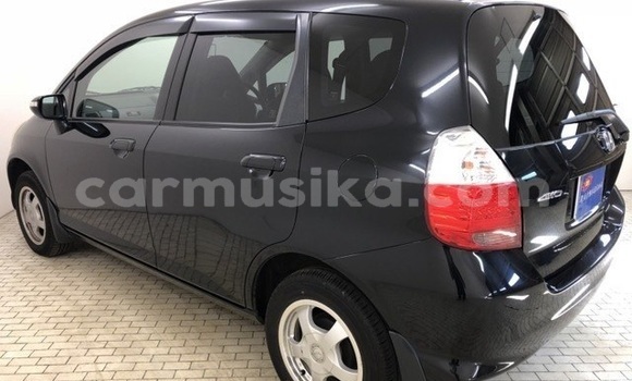 Buy Used Honda Fit Black Car in Beitbridge in Matabeleland South Buy Used Honda Fit Black Car in Beitbridge in Matabeleland South