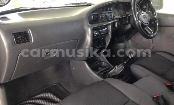 Nunua Ilio tumika Mazda B–series Nyeupe Gari ndani ya Beitbridge nchini Matabeleland Kusini Nunua Ilio tumika Mazda B–series Nyeupe Gari ndani ya Beitbridge nchini Matabeleland Kusini