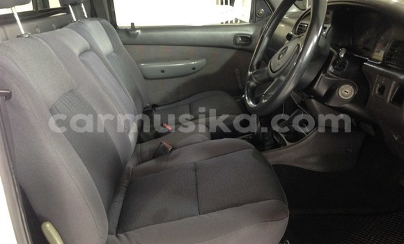 Nunua Ilio tumika Mazda B–series Nyeupe Gari ndani ya Beitbridge nchini Matabeleland Kusini Nunua Ilio tumika Mazda B–series Nyeupe Gari ndani ya Beitbridge nchini Matabeleland Kusini