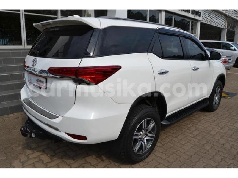 Big with watermark toyota fortuner matabeleland south beitbridge 8074