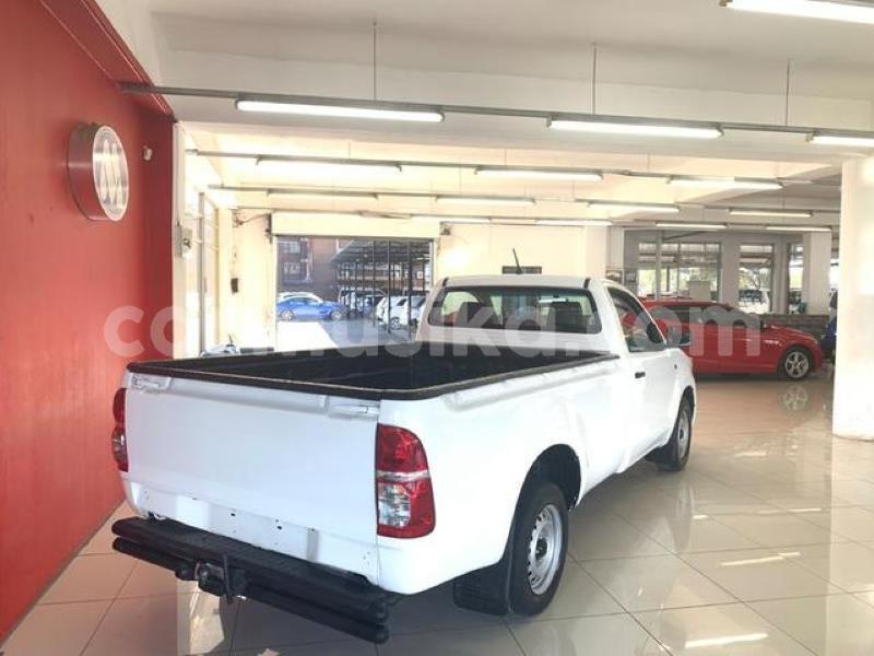 Big with watermark toyota hilux matabeleland south beitbridge 8089