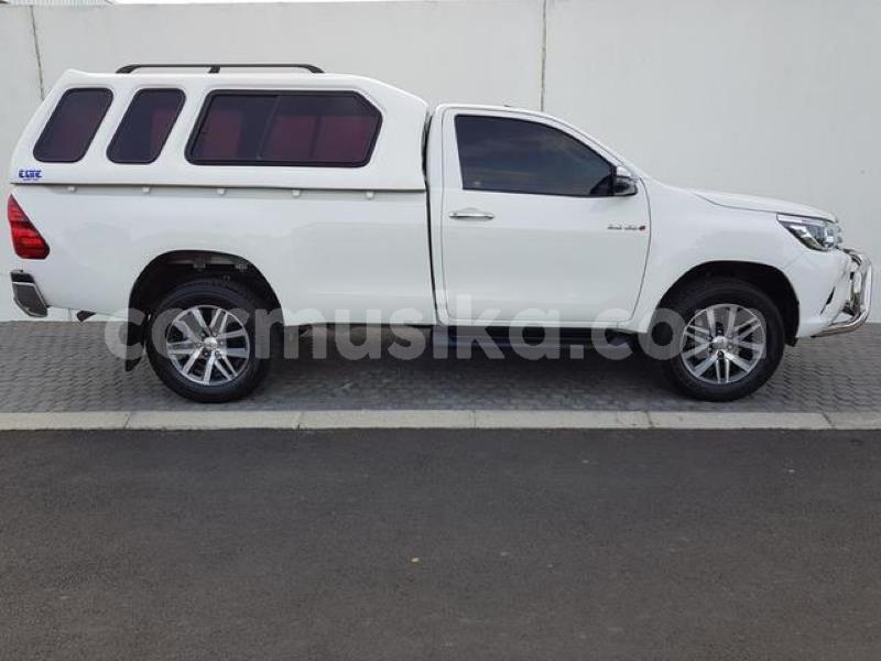 Big with watermark toyota hilux matabeleland south beitbridge 8093