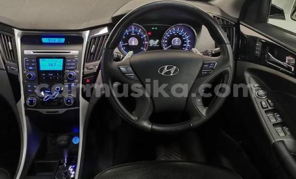 Acheter Occasion Voiture Hyundai Sonata Blanc à Beitbridge, Matabeleland South Acheter Occasion Voiture Hyundai Sonata Blanc à Beitbridge, Matabeleland South