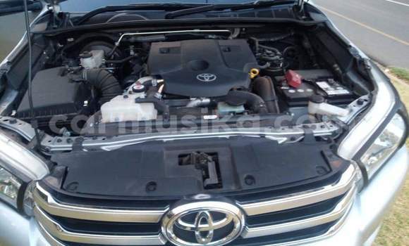 Acheter Occasion Voiture Toyota Hilux Gris à Beitbridge, Matabeleland South Acheter Occasion Voiture Toyota Hilux Gris à Beitbridge, Matabeleland South