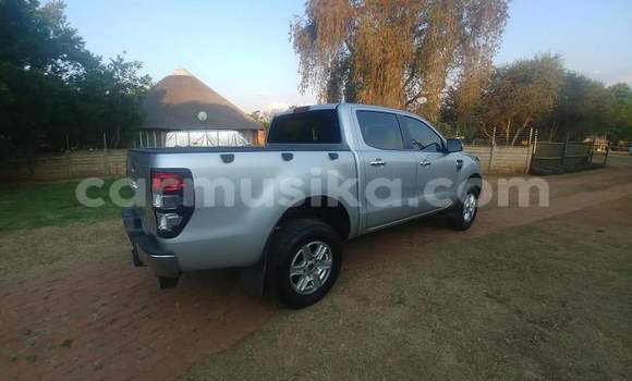 Acheter Occasion Voiture Ford Ranger Gris à Beitbridge, Matabeleland South Acheter Occasion Voiture Ford Ranger Gris à Beitbridge, Matabeleland South
