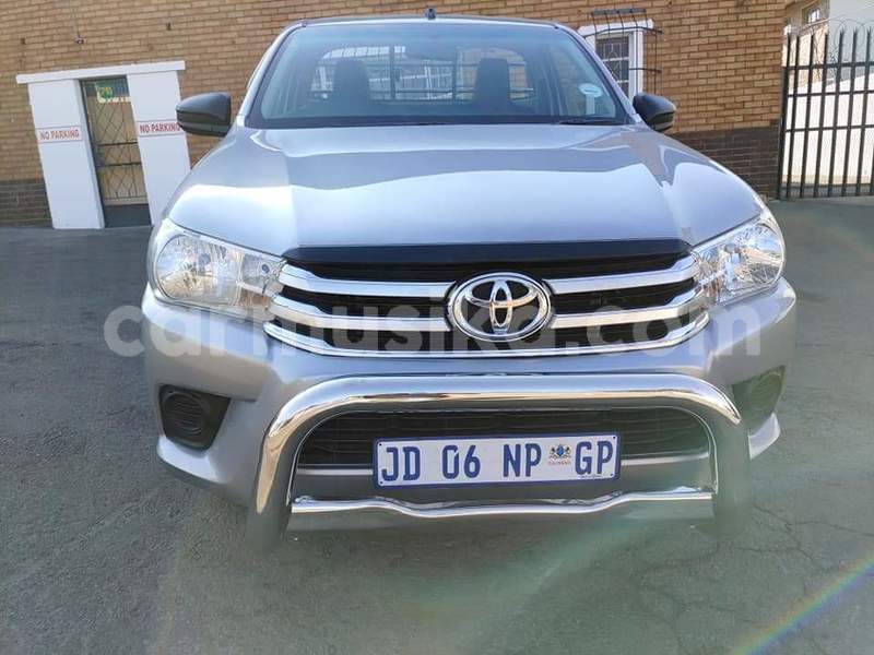 Big with watermark toyota hilux matabeleland south beitbridge 8106