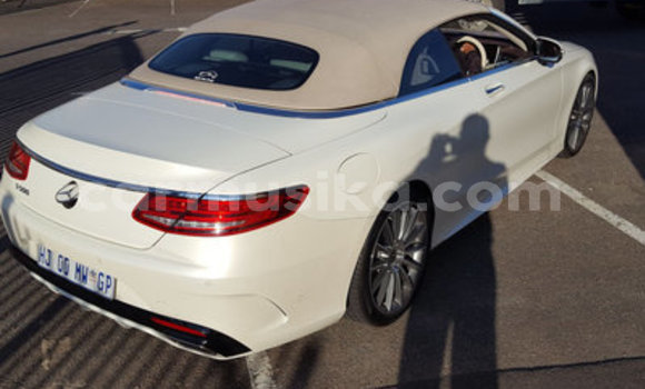 Buy Used Mercedes‒Benz GLC Coupe White Car in Beitbridge in Matabeleland South Buy Used Mercedes‒Benz GLC Coupe White Car in Beitbridge in Matabeleland South