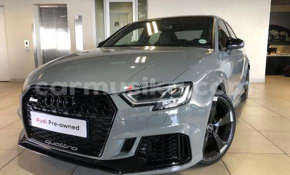 Nunua Ilio tumika Audi RS3 Fedha Gari ndani ya Beitbridge nchini Matabeleland Kusini Nunua Ilio tumika Audi RS3 Fedha Gari ndani ya Beitbridge nchini Matabeleland Kusini