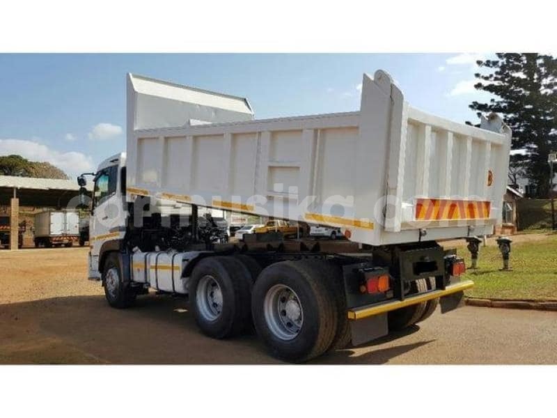 Big with watermark nissan ud harare harare 8120