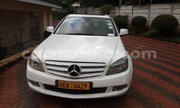 Tenga Tsaru Mercedes‒Benz C–Class Chena Mota in Harare in Harare Tenga Tsaru Mercedes‒Benz C–Class Chena Mota in Harare in Harare