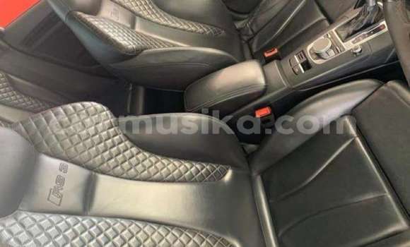 Acheter Occasion Voiture Audi RS3 Gris à Beitbridge, Matabeleland South Acheter Occasion Voiture Audi RS3 Gris à Beitbridge, Matabeleland South