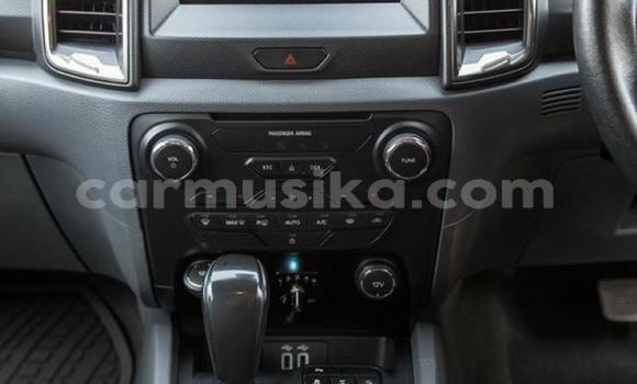 Nunua Ilio tumika Ford Ranger Nyeupe Gari ndani ya Beitbridge nchini Matabeleland Kusini Nunua Ilio tumika Ford Ranger Nyeupe Gari ndani ya Beitbridge nchini Matabeleland Kusini