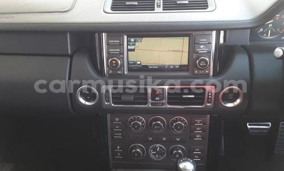 Buy Used Land Rover Range Rover Vogue White Car in Harare in Harare Buy Used Land Rover Range Rover Vogue White Car in Harare in Harare