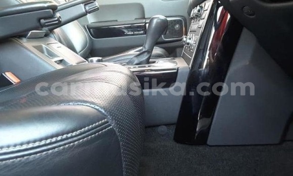 Buy Used Land Rover Range Rover Vogue White Car in Harare in Harare Buy Used Land Rover Range Rover Vogue White Car in Harare in Harare